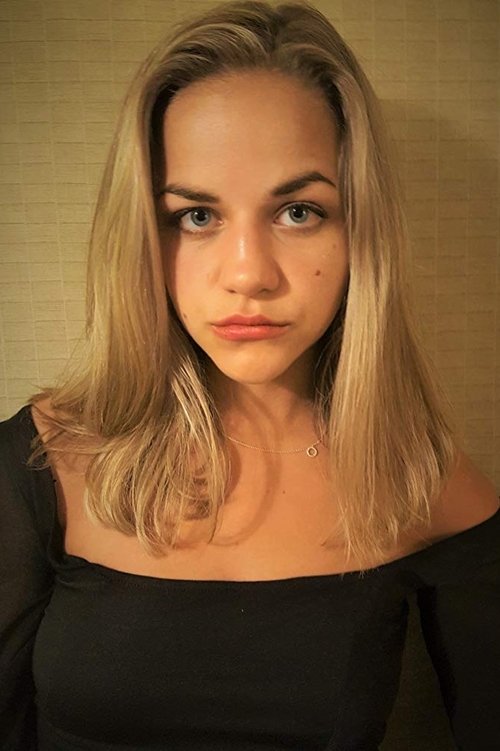 Shelby Armstrong as Caitlyn Sparks