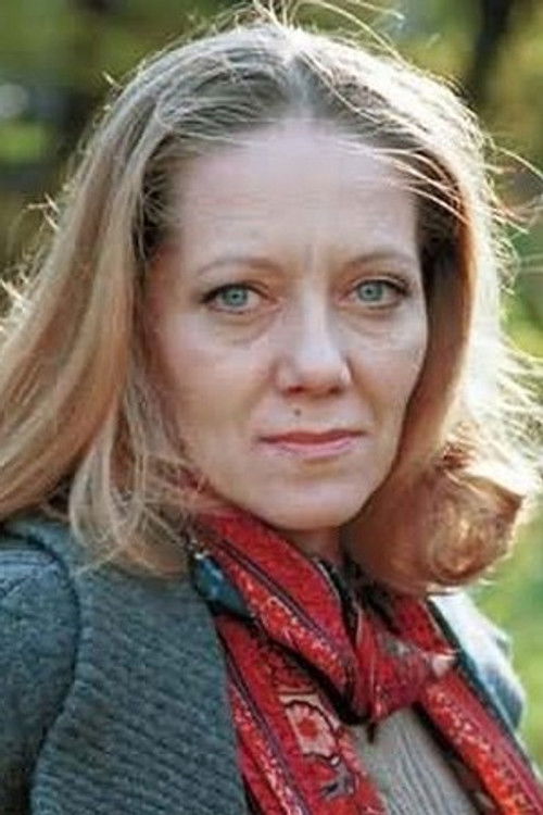 Anna Lenartowicz as Aniela Trembelówna, narzeczona Pucewicza