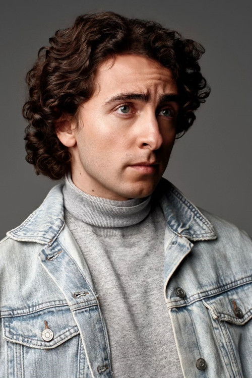 Filipe Luigi da Costa Mettifogo as Artie