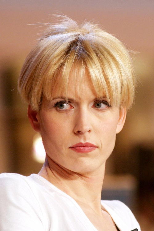 Gaia De Laurentiis as Virginia