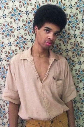 Ronaldo Bonafro as Júlio