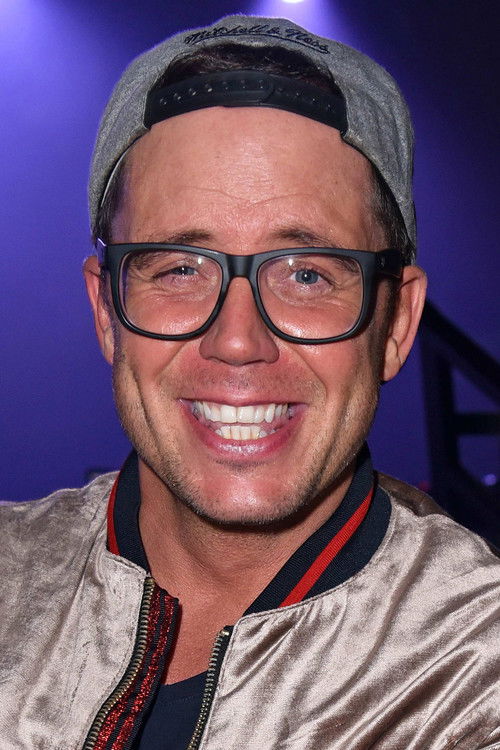 Lorenz Büffel as self