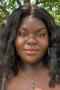 Jemima Yevu as Kayla