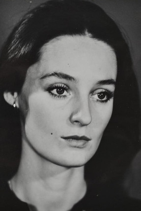 Faime Jurno as леди Камилла