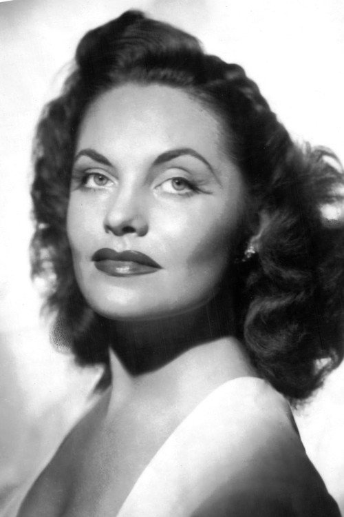 Marilyn Buferd as Betty