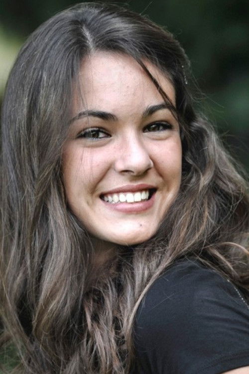 Beatrice Flammini as Alis