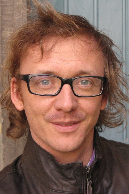 Sebastien Hebrant as Kirikou jeune homme (voice)