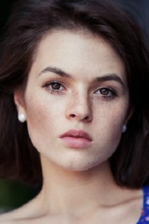 Anastasiya Tsibizova as Masha Yablochkina