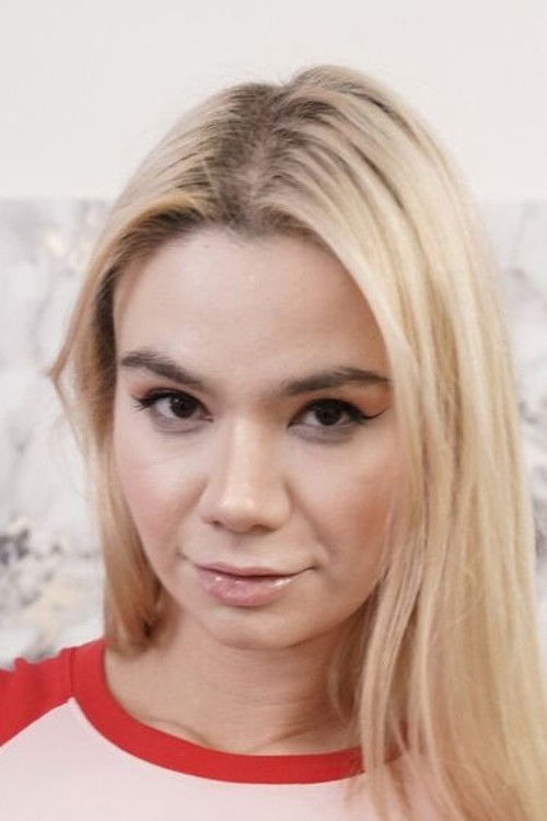 Angelica Coralvine as