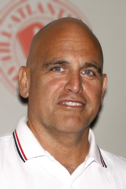 John Sharian as Officer Hodge