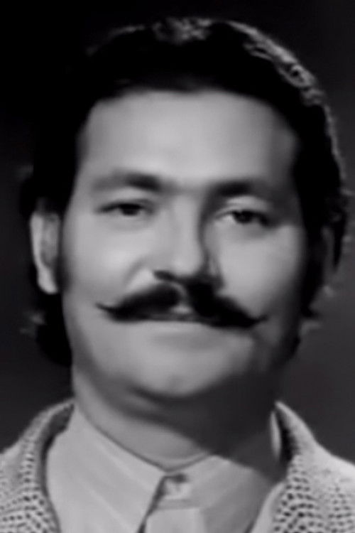 Christos Natsios as policeman