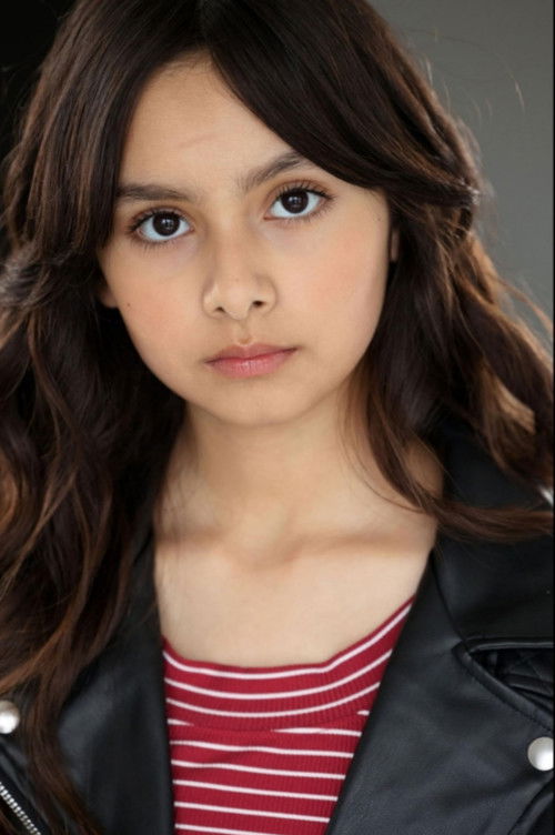 Elizabeth Phoenix Caro as Lucy