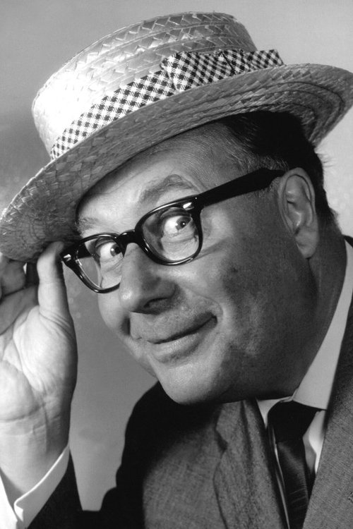 Heinz Erhardt as Brunoni