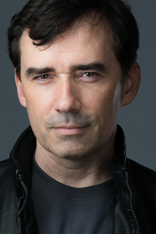 William Willet as Craig Taylor