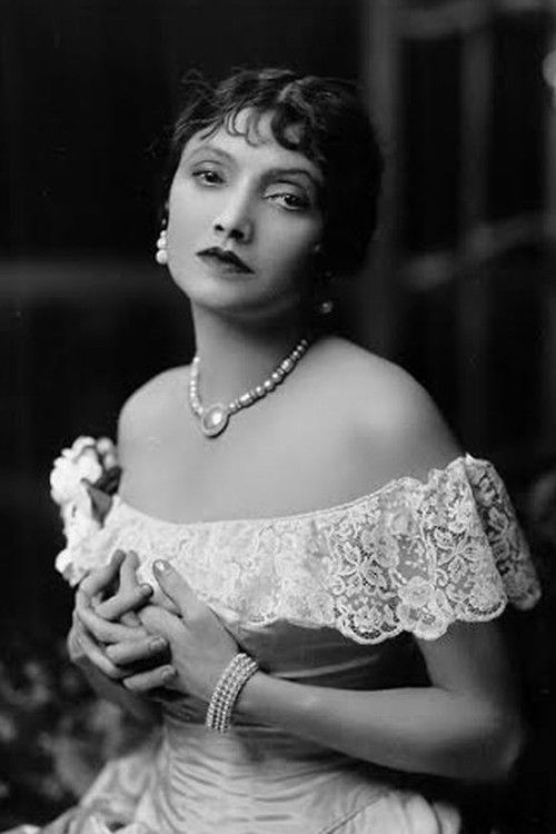 Katharine Cornell as Katharine Cornell