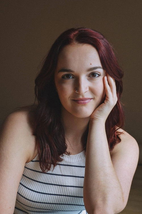 Isabel Pecci as Nora