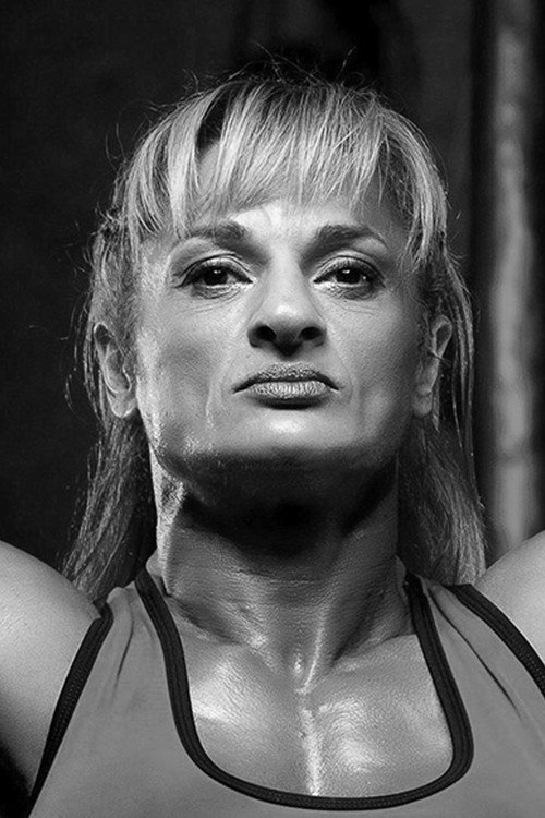 Alejandra "Locomotora" Oliveras as 