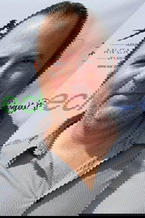 Christopher Peters as Darryl