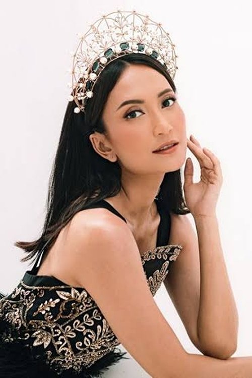 Artika Sari Devi as Rengganis