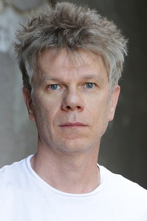 Kiril Kashlikov as Чарльз Сэрфес