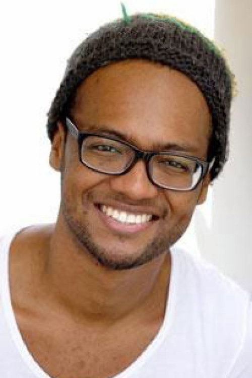 Mohammmed Kamga as Bertus dewasa