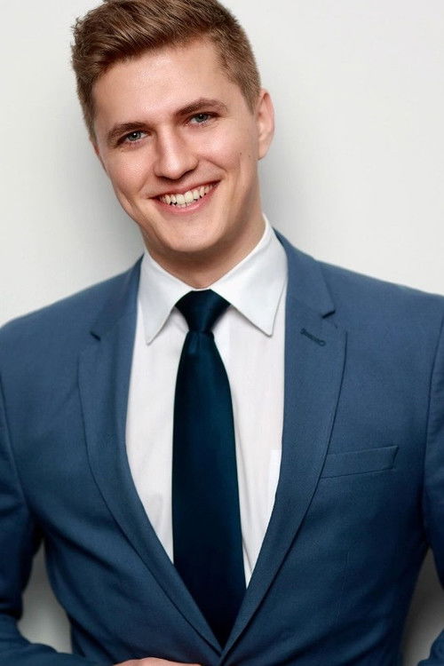 Simon Roger Ristow as Tobias