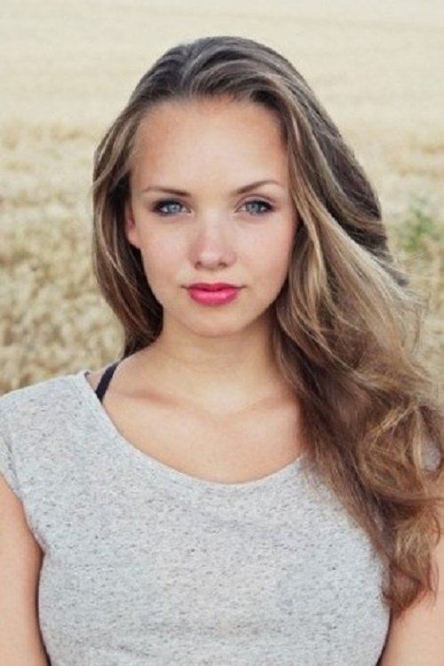 Henrieke Fritz as Hannah