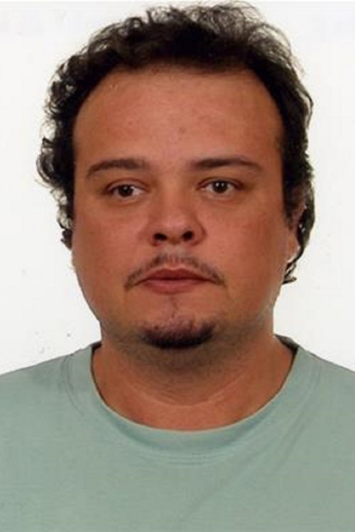 Grigoris Pimenidis as Δώρος