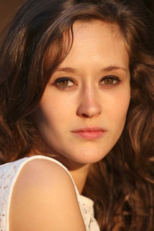 Constance Rousseau as Pamela (Teenager)