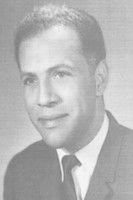 Mamdouh Zayed as موظف البنك