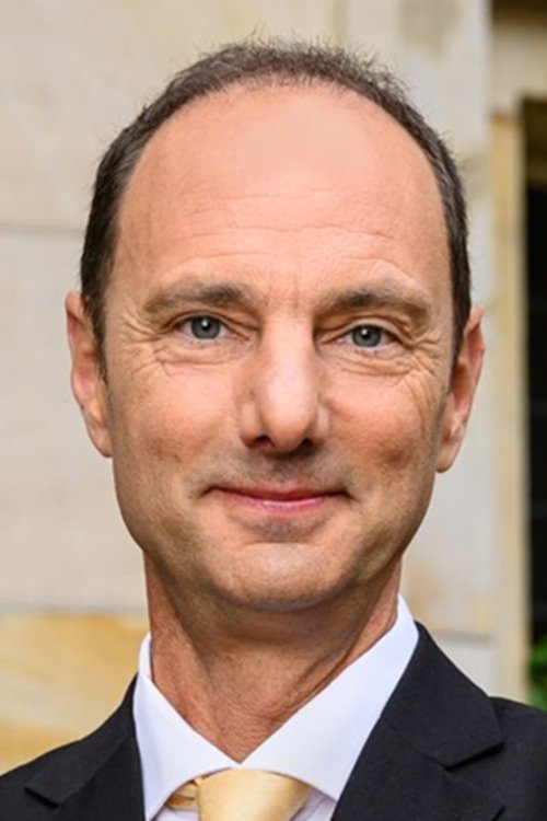 Thomas van Luyn as Himself