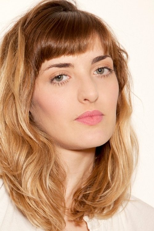 Julia Martínez Rubio as 