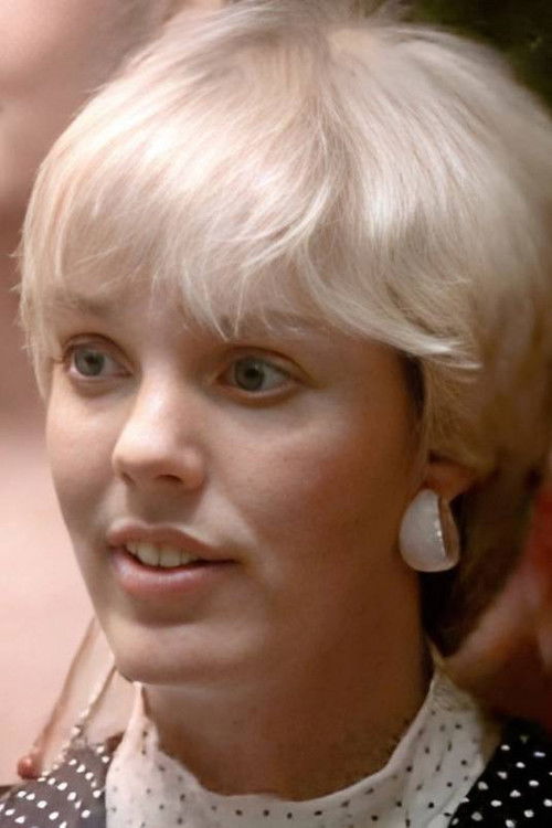 Jamie Jensen as Toni