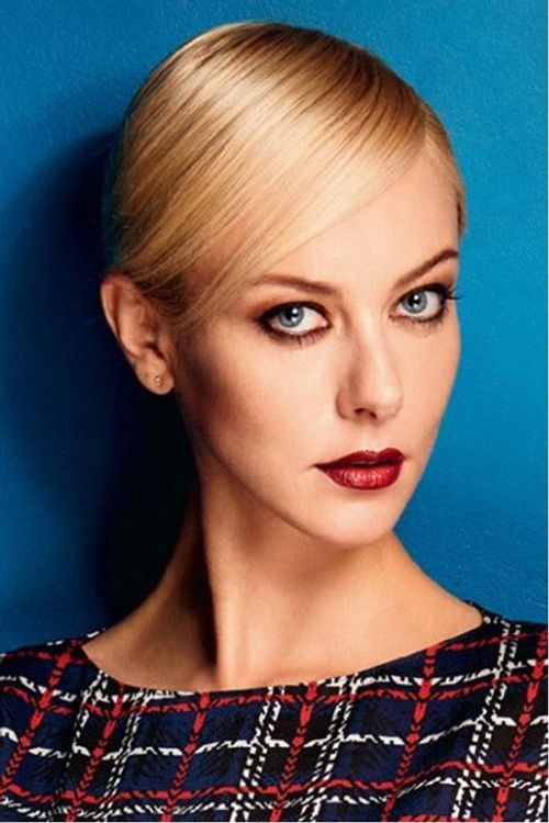 Severija Janušauskaitė as Kristina