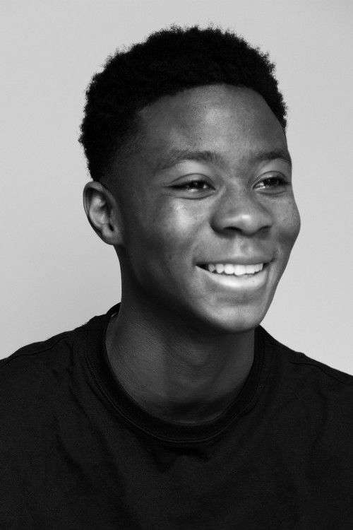 Dembo Camilo as Gaëtan