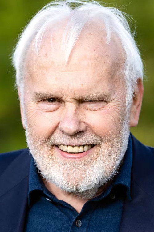 Gunther Emmerlich as Baron Mirko Zeta