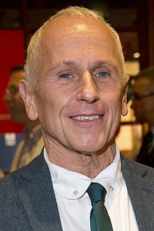 Wayne Sleep as Self