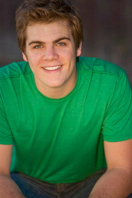Kyle Swann as Billy Loomer
