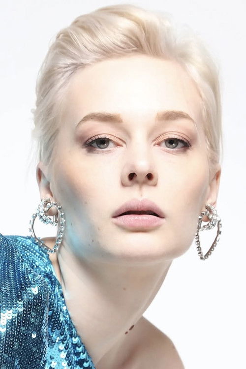 Umleyla Bakhtiozina as Galina