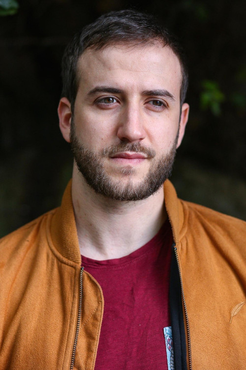 Simone Guarany as Leutenant Pizzoni