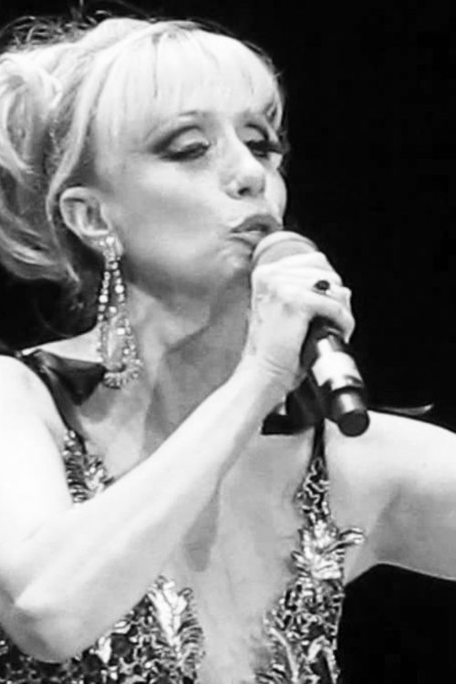 Sandra Guida as Felicitas