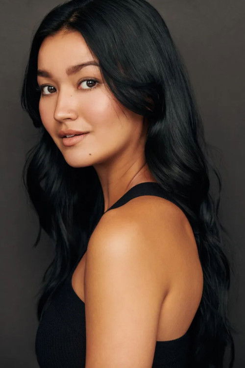 Mikayla Renfrow as Kelly