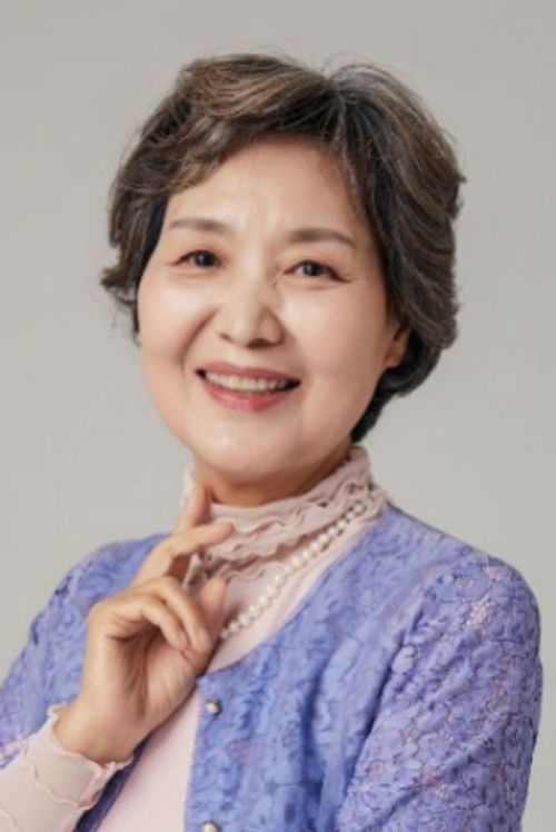 Kwon Min-kyung as Teacher