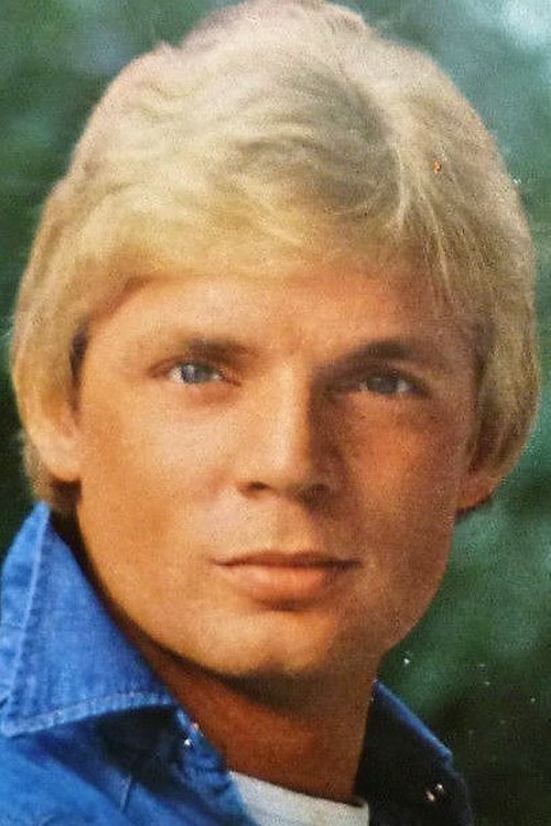 Wolf Goldan as Briefträger