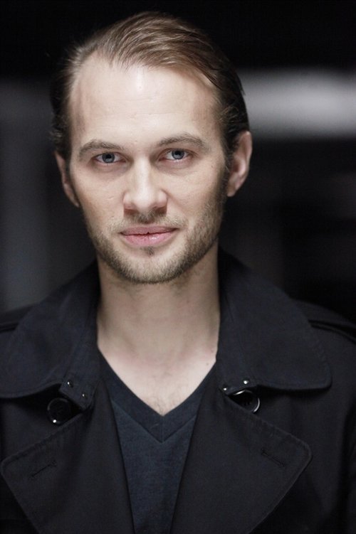 Thomas Durand as Bertrand