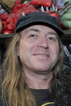 Shane Morton as Randal