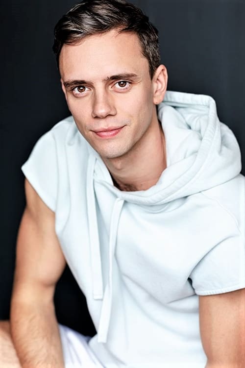 Damian Joseph Quinn as Grey