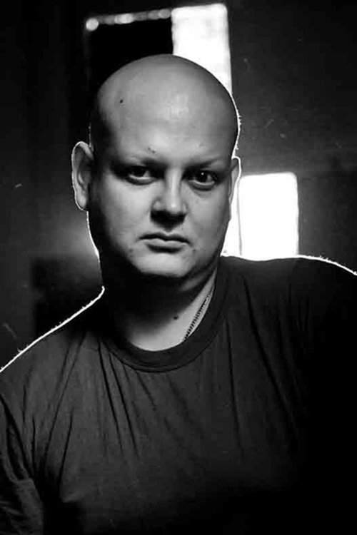 Ibrahim Akoz as Adem Yılmaz