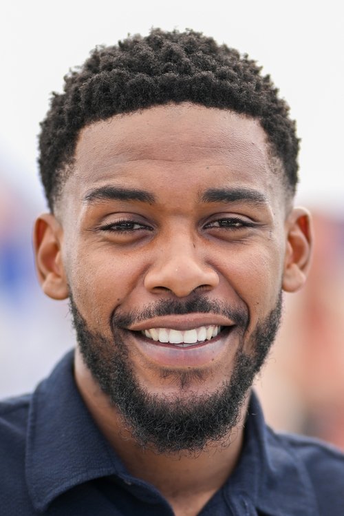 Oumar Moindjie as Djibril (26)