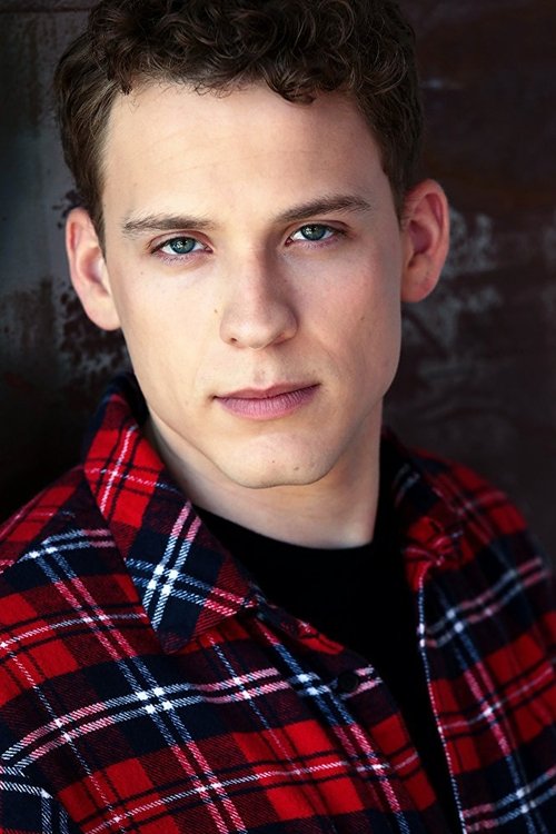 Tyler Perez as Mark Smith